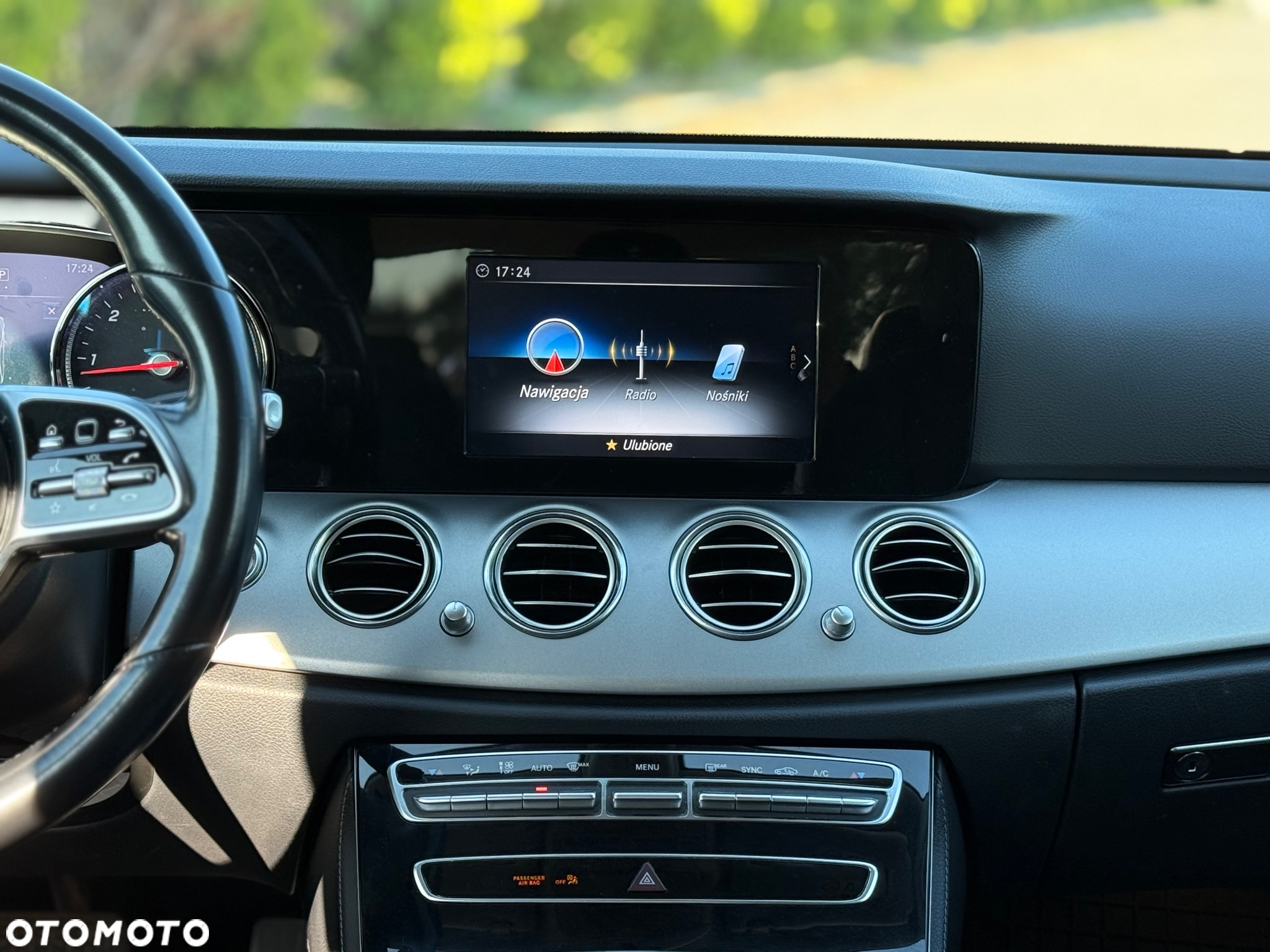 Mercedes-Benz Klasa E 200 d 9G-TRONIC - 30