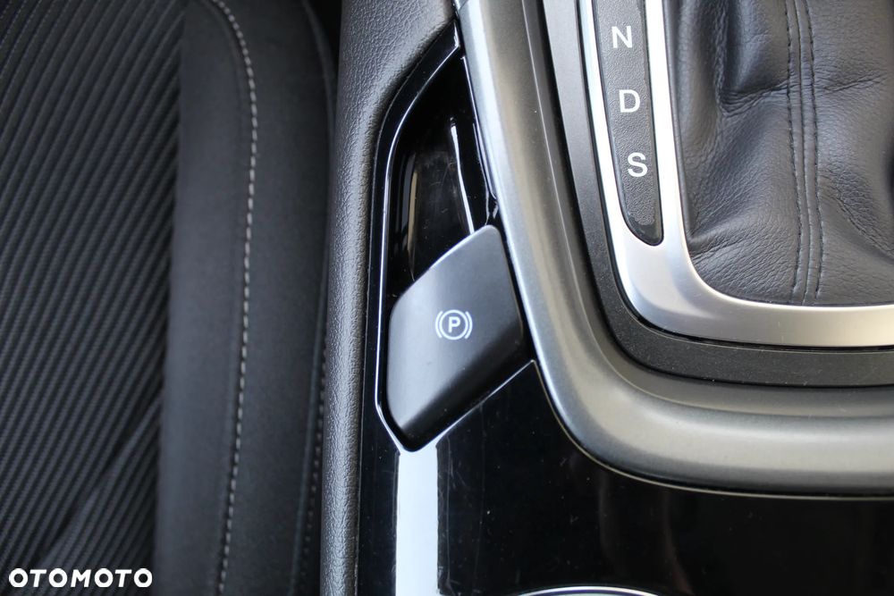 Ford Mondeo 2.0 TDCi Titanium PowerShift - 22