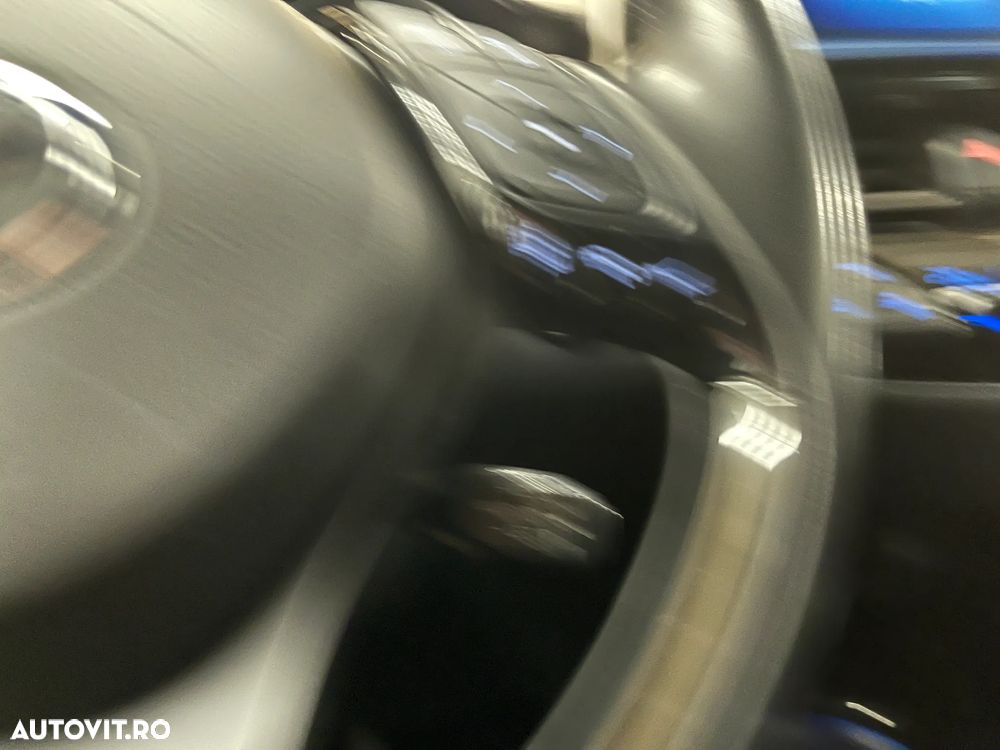Toyota C-HR 1.8 HSD 4x2 CVT C-enter - 18