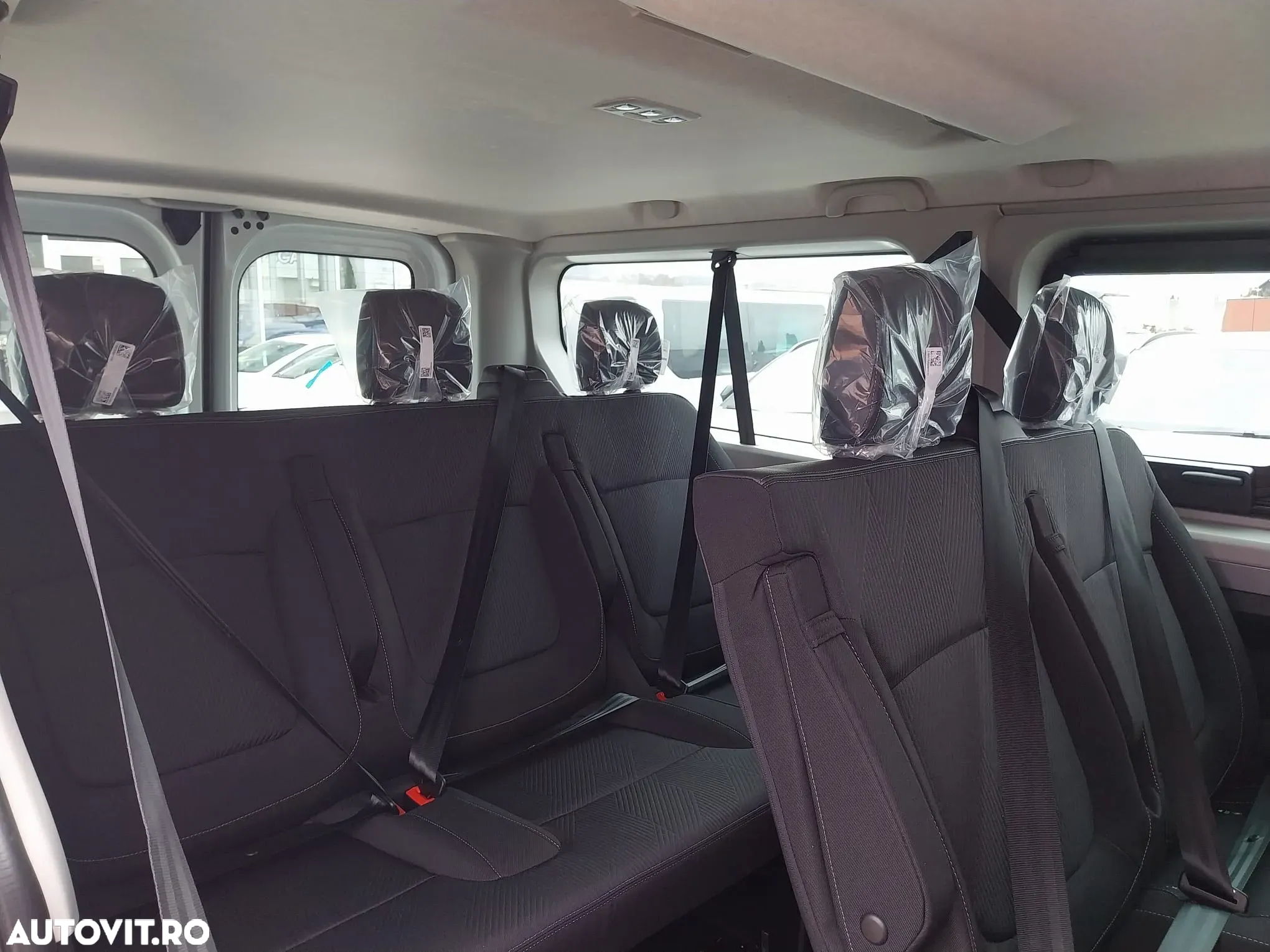 Renault Trafic Combi 2.0 Blue dCi 150 S&S L2 8+1 Zen - 10