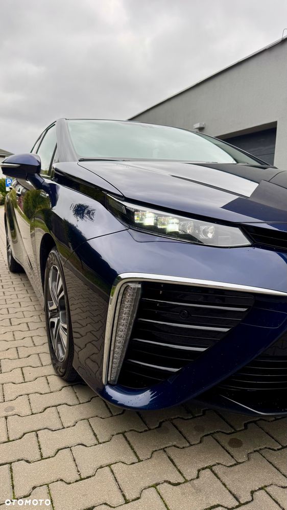 Toyota Mirai - 16