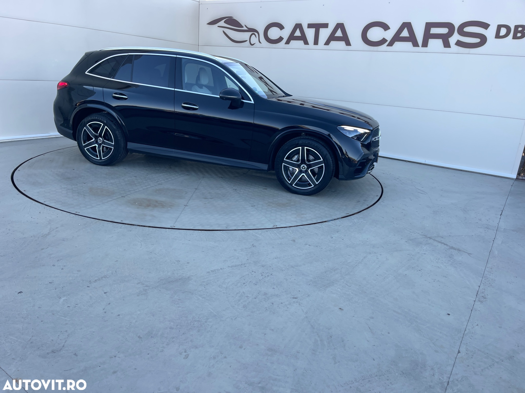 Mercedes-Benz GLC 220 d 4Matic 9G-TRONIC AMG Line Advanced - 21