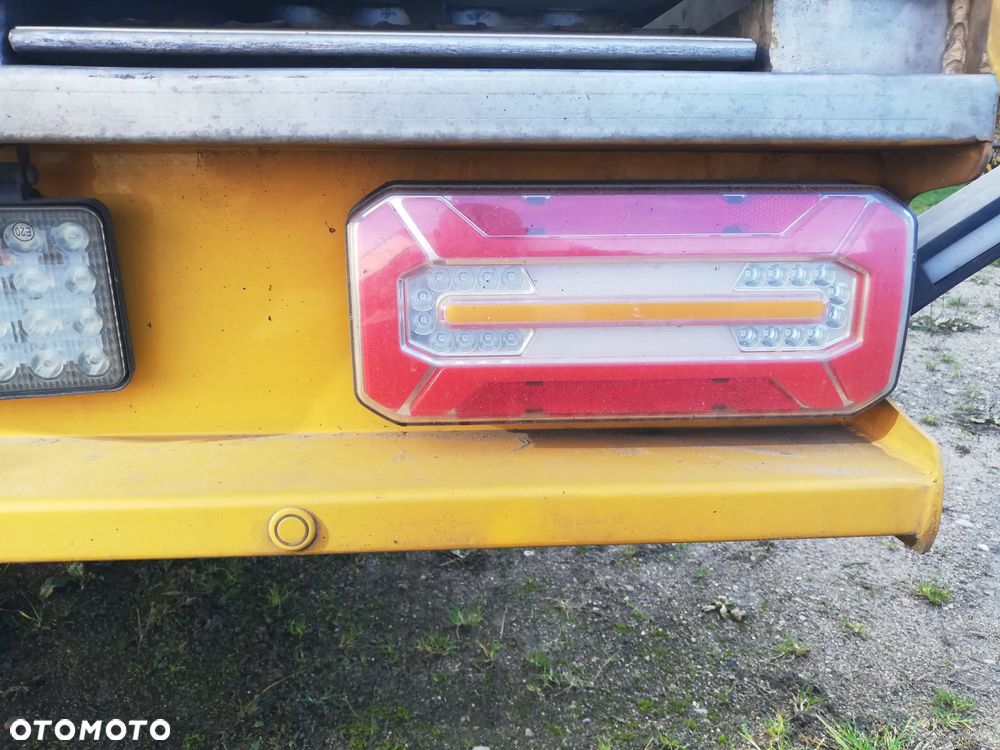 Mercedes-Benz Sprinter 319 - 8