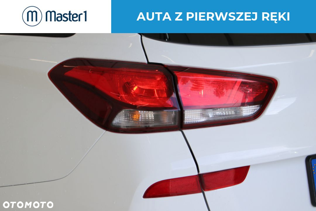 Hyundai i30 1.6 D Classic + - 11