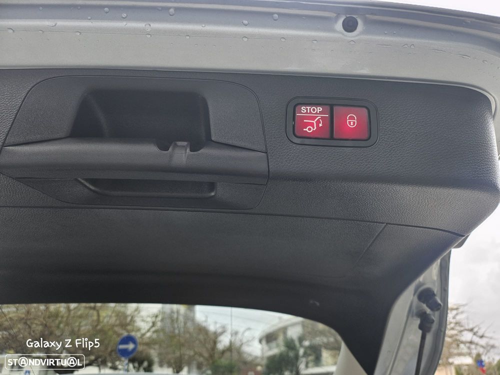 Mercedes-Benz GLC 250 d AMG Line 4-Matic - 24