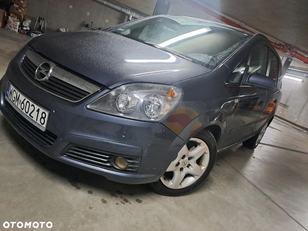 Opel Zafira - 11