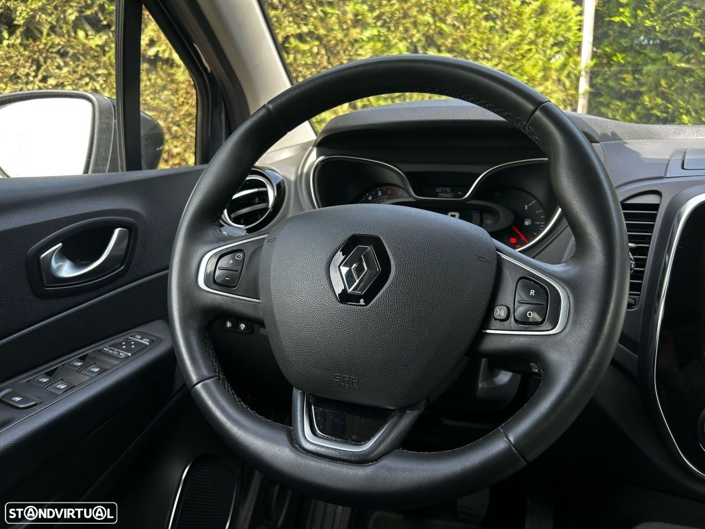 Renault Captur 0.9 TCE Exclusive - 11