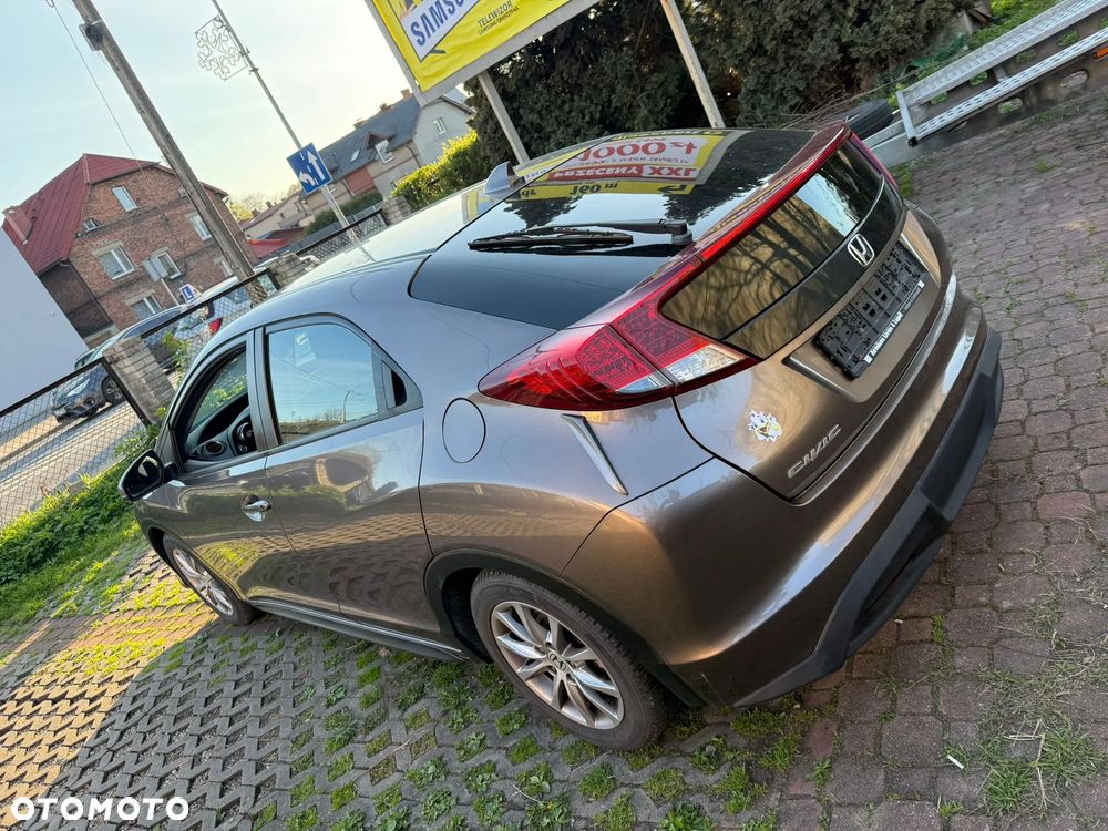 Honda Civic 1.4 i-VTEC Comfort - 10
