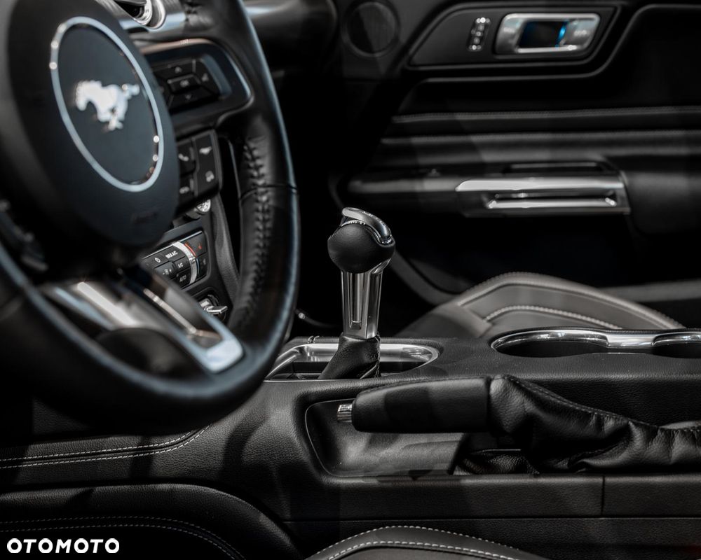 Ford Mustang 2021 photo 5