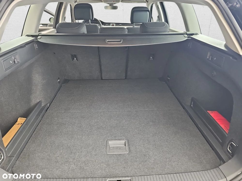 Volkswagen Passat 1.5 TSI ACT mHEV Style DSG - 21