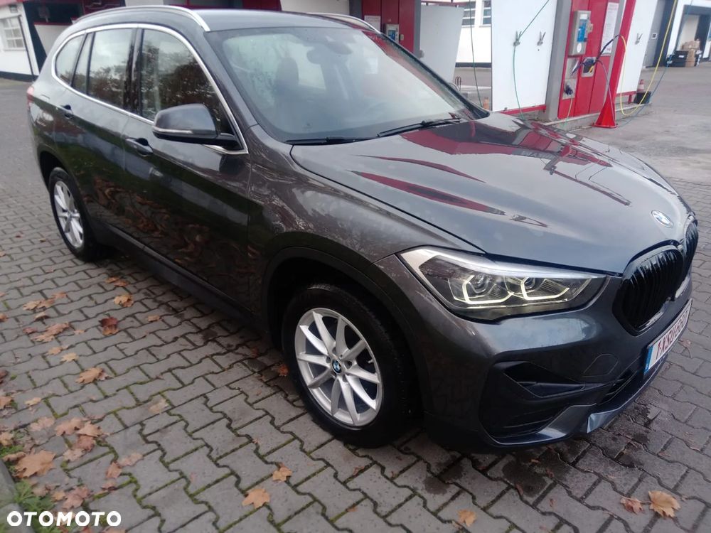 BMW X1 sDrive18i - 3