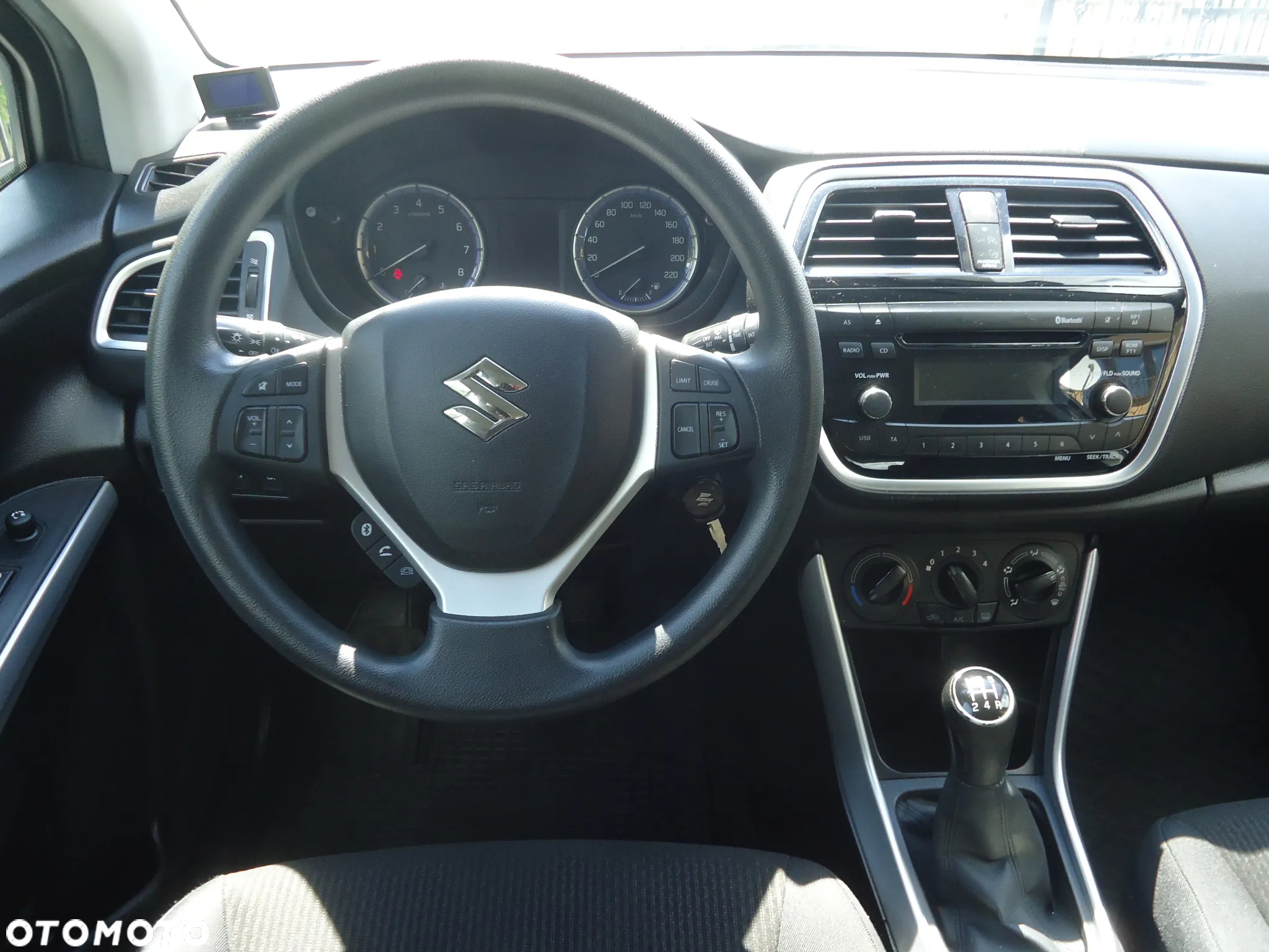 Suzuki SX4 S-Cross 1.0 T Comfort - 16