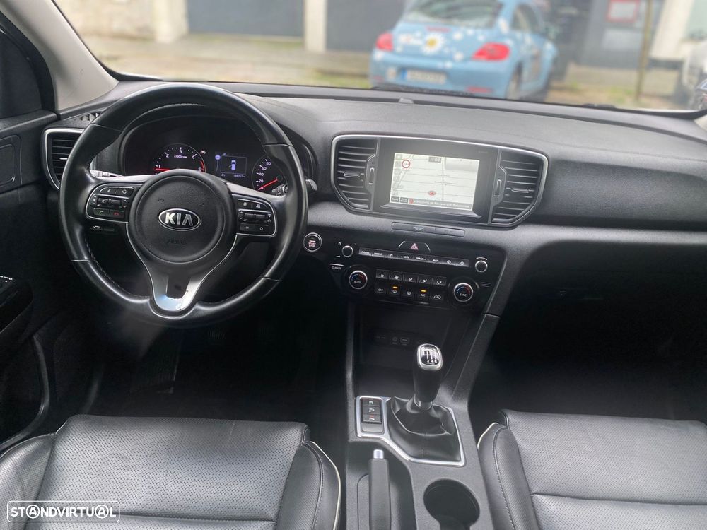 Kia Sportage 1.7 CRDI ISG Nav Line - 17