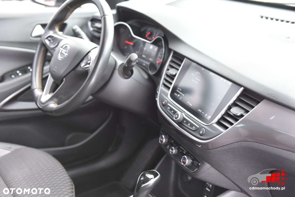 Opel Crossland X - 22