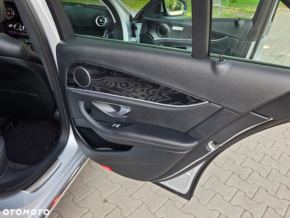 Mercedes-Benz Klasa E 200 d 9G-TRONIC Avantgarde - 20