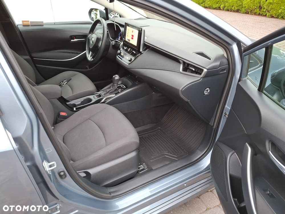 Toyota Corolla 1.8 Hybrid Comfort - 22