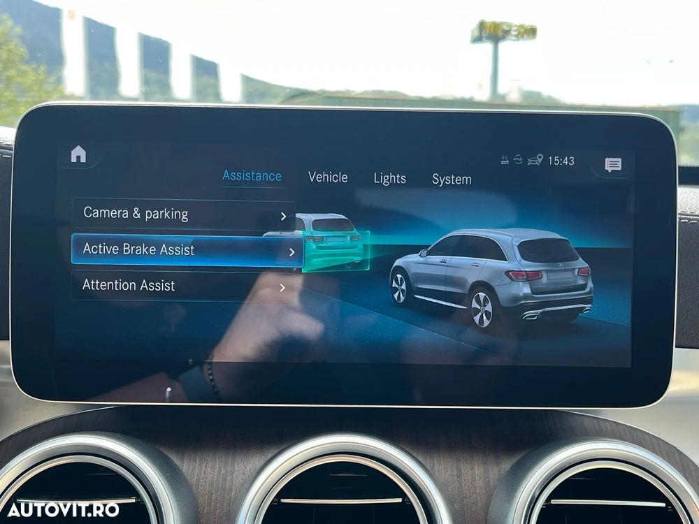 Mercedes-Benz GLC 200 4MATIC MHEV - 25