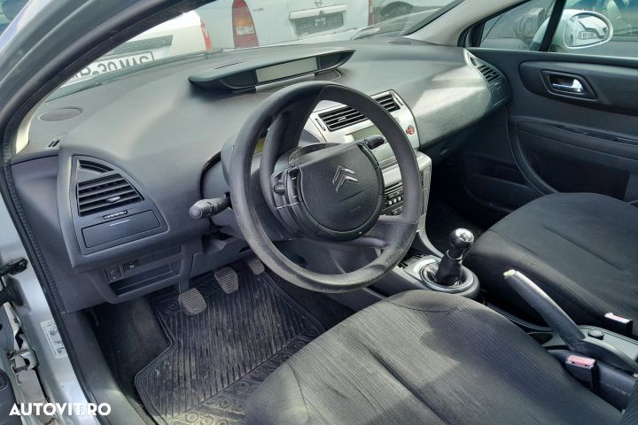 Aripa fata dreapta Citroen C4 1 [2004 - 2008] Hatchback 5-usi 1.4 MT - 8