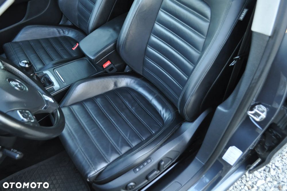 Volkswagen Passat Variant 2.0 TDI DPF Highline - 21