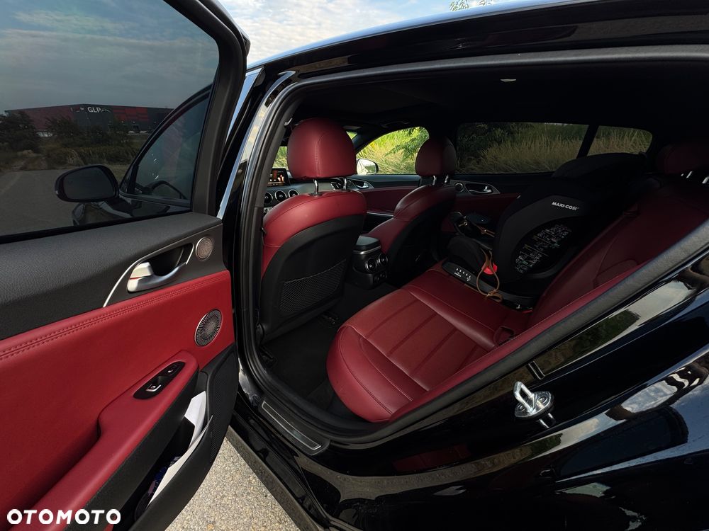 Kia Stinger 3.3 T-GDI V6 GT AWD - 25