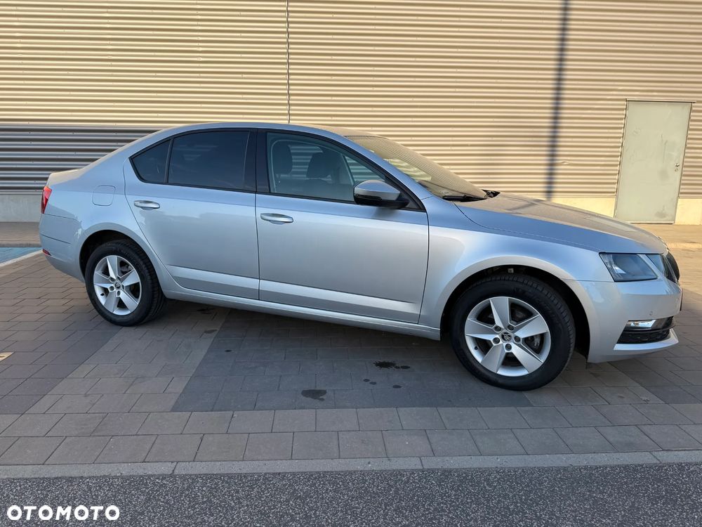 Skoda Octavia 1.6 TDI SCR Ambition - 6