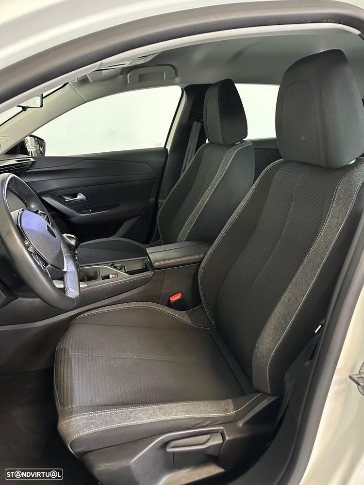 Peugeot 308 1.2 PureTech Active Pack - 11