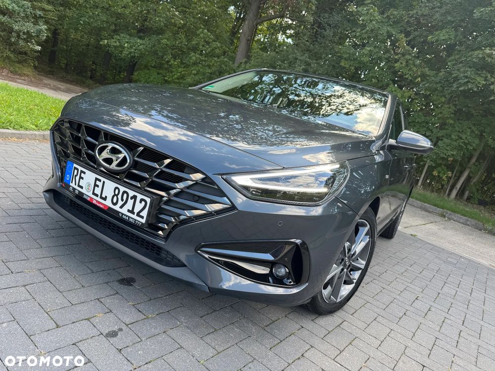 Hyundai i30 1.5 T-GDI 48V-Hybrid DCT Prime - 2