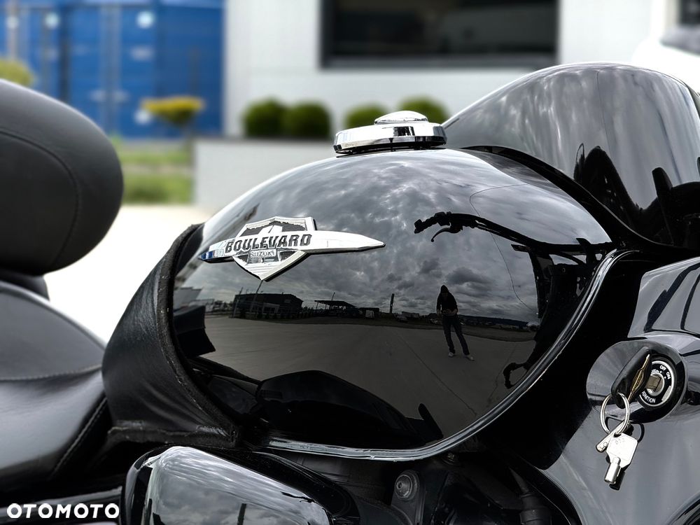 Suzuki VL 800 Volusia - Boulevard C50 - 13