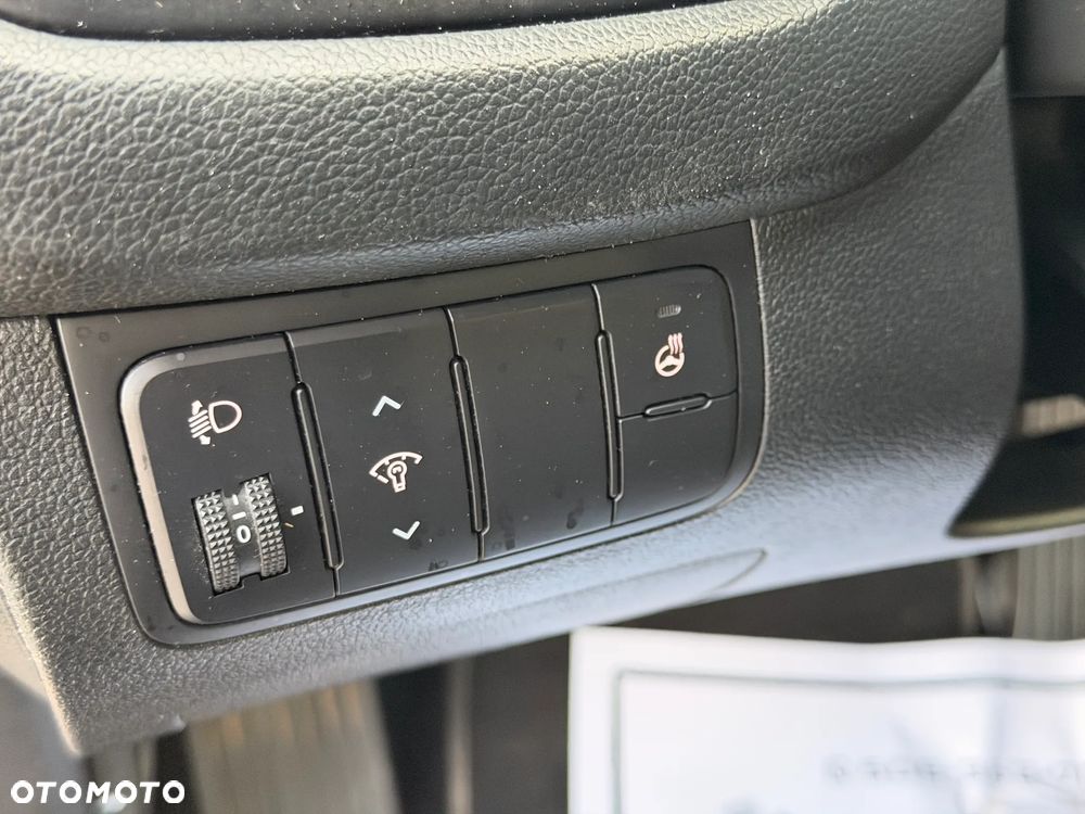 Kia Ceed 1.6 GDI ISG Spirit - 17