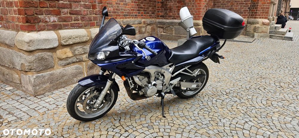 Yamaha FZ6 - 2