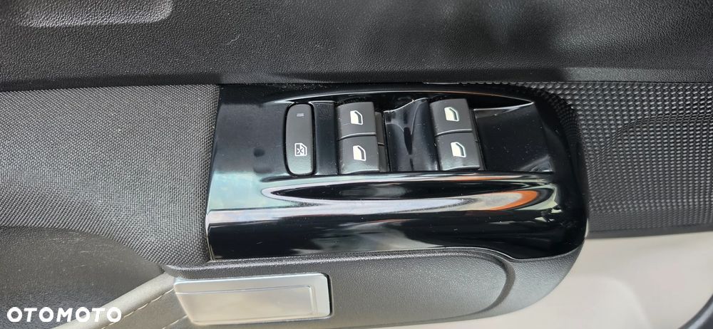 Citroën C3 Pure Tech 82 FEEL - 14