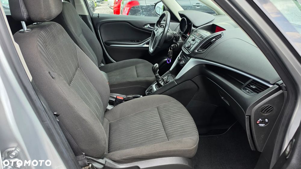 Opel Zafira Tourer 1.4 Turbo Active - 14