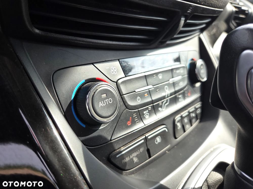 Ford C-MAX 2.0 ENERGI CVT - 26
