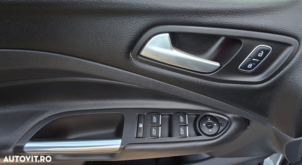 Ford Kuga 2.0 TDCi 4x4 Aut. Titanium - 15