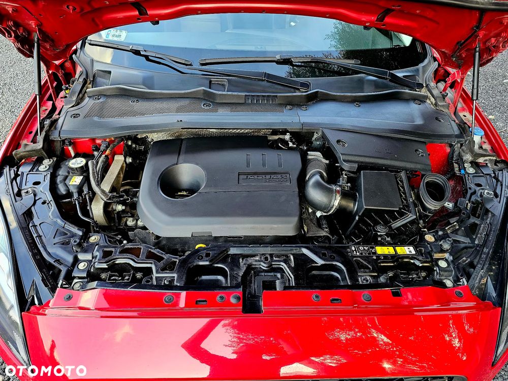 Jaguar E-Pace 1.5 P160 mHEV S - 30