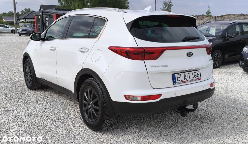 Kia Sportage 1.7 CRDI 2WD ISG Dream-Team Edition - 4