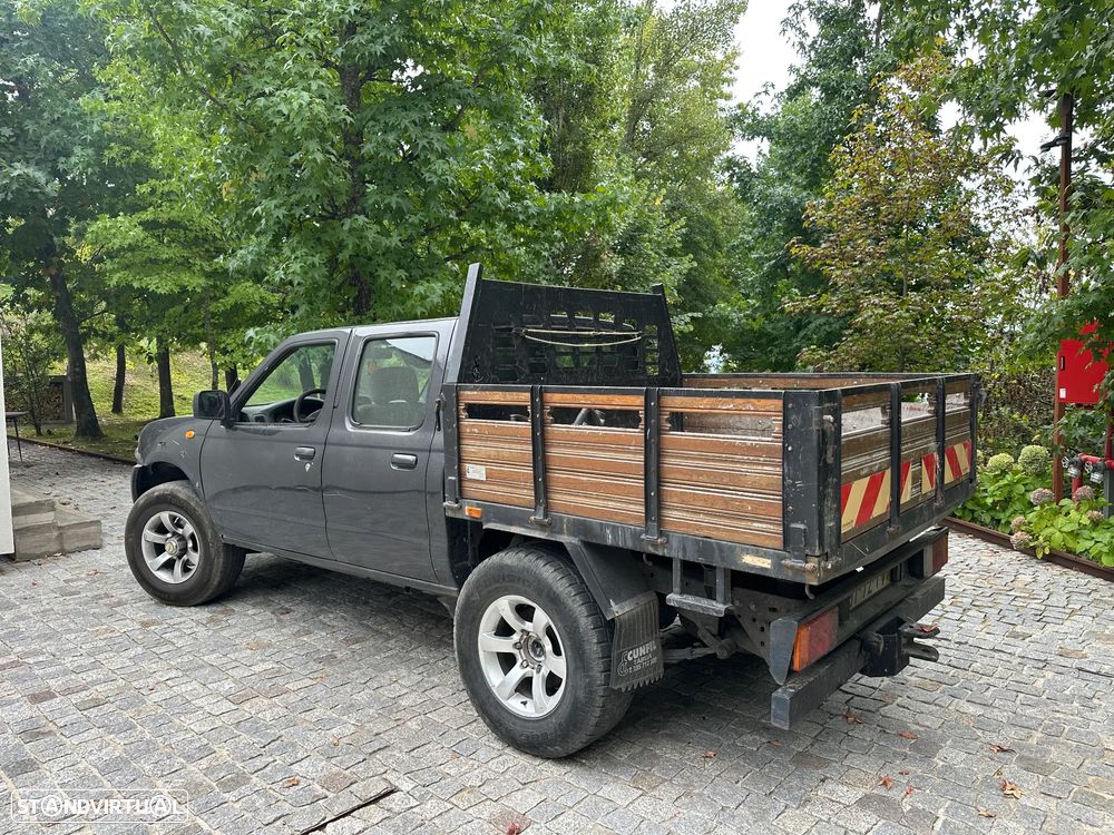 Nissan Pick Up 2.5 TD CD Navara - 4