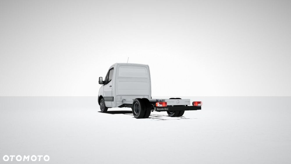 Mercedes-Benz Sprinter - 2