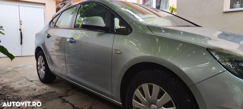 Opel Astra 1.6 TWINPORT ECOTEC Active - 16