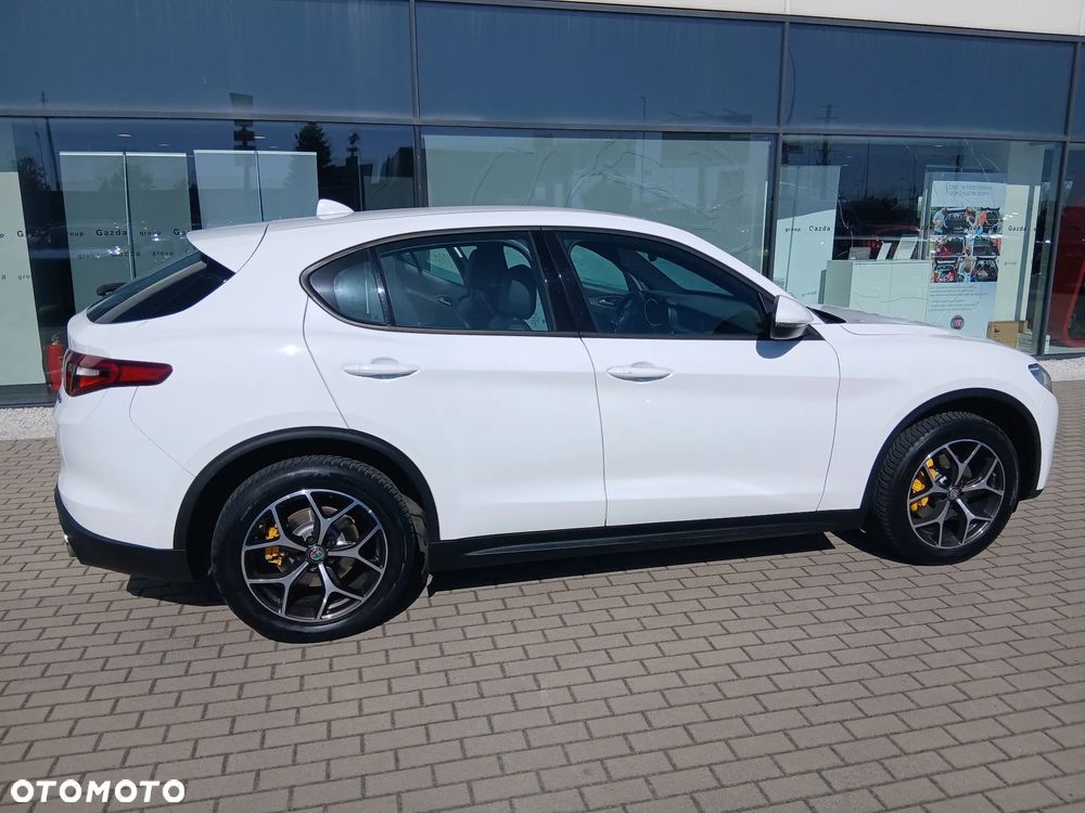 Alfa Romeo Stelvio 2.0 Turbo Executive Q4 - 7