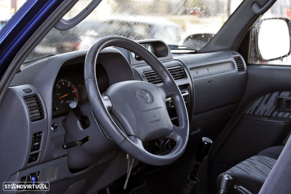 Toyota Land Cruiser 3.0 TD Pack 1 - 9