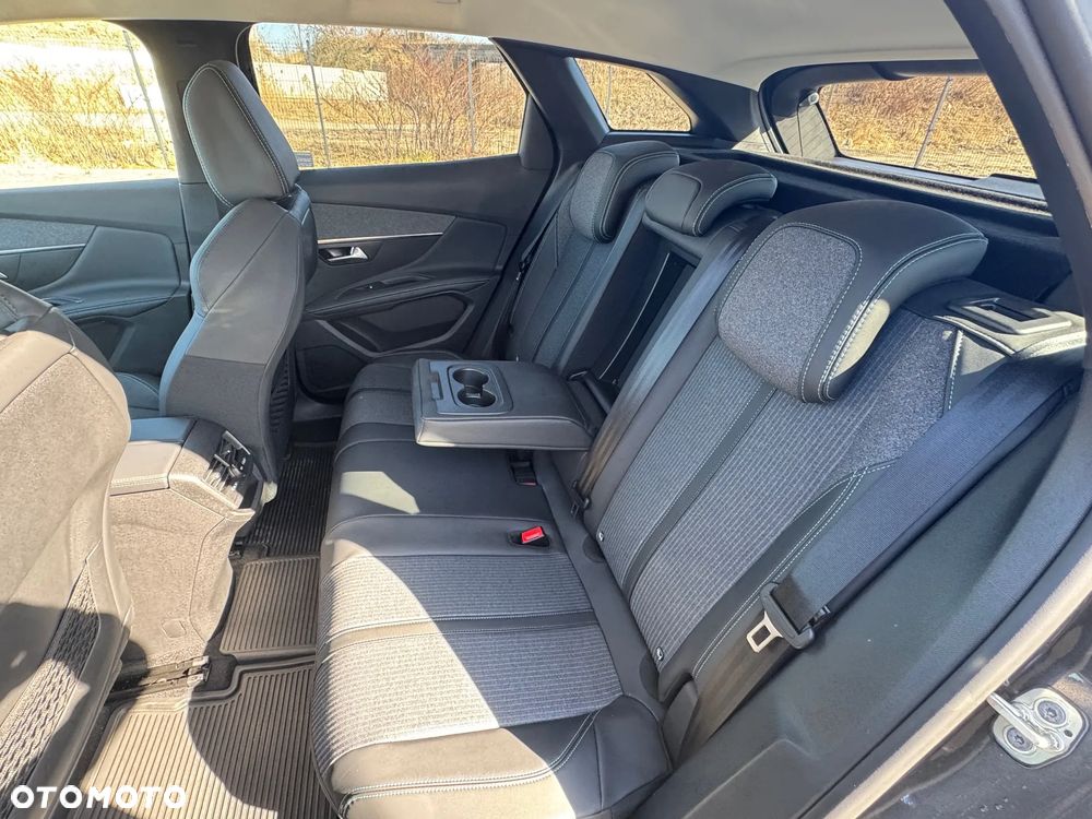 Peugeot 3008 1.2 PureTech Allure S&S EAT8 - 12