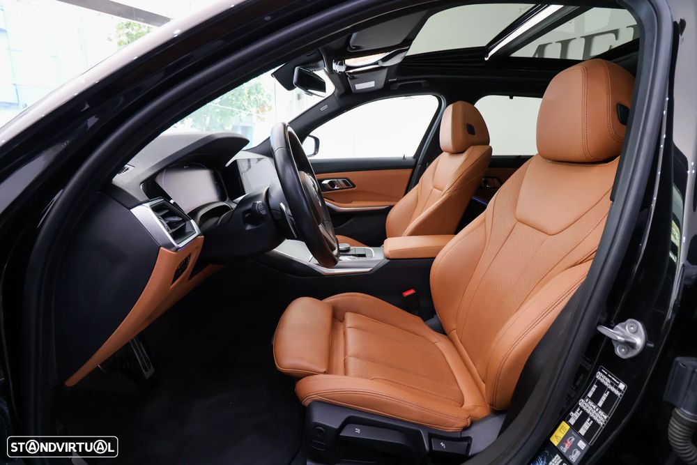BMW 320 e Pack Desportivo M Auto - 11