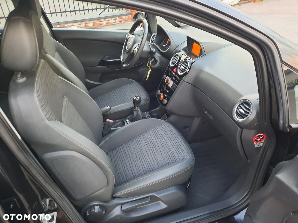 Opel Corsa 1.4 16V Energy - 14