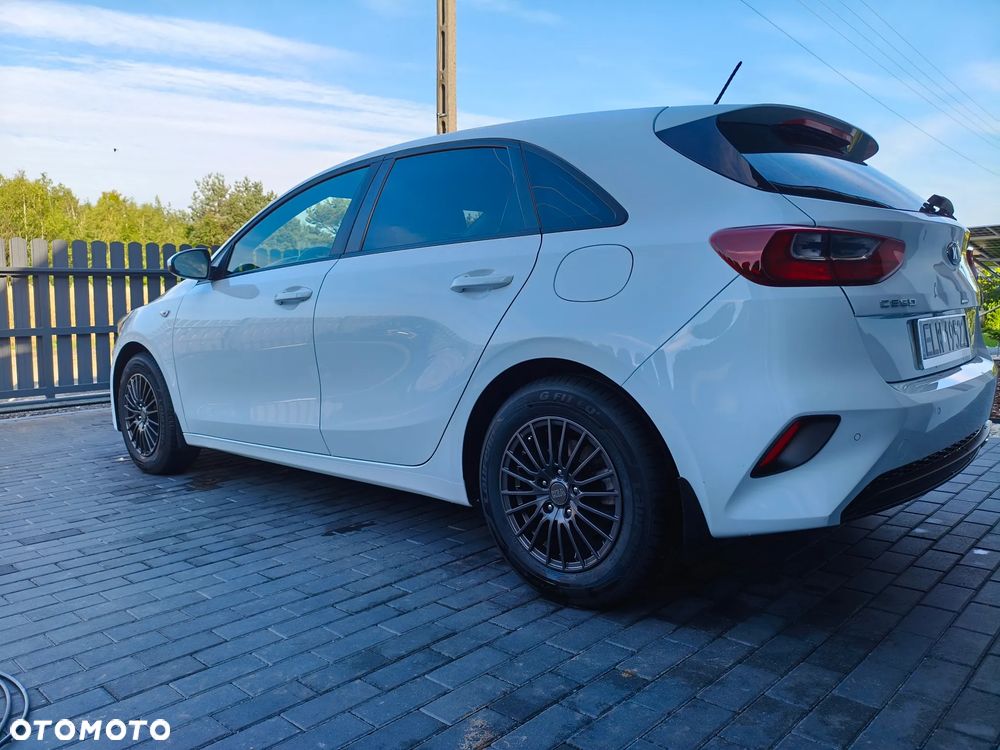 Kia Ceed 1.4 L - 3