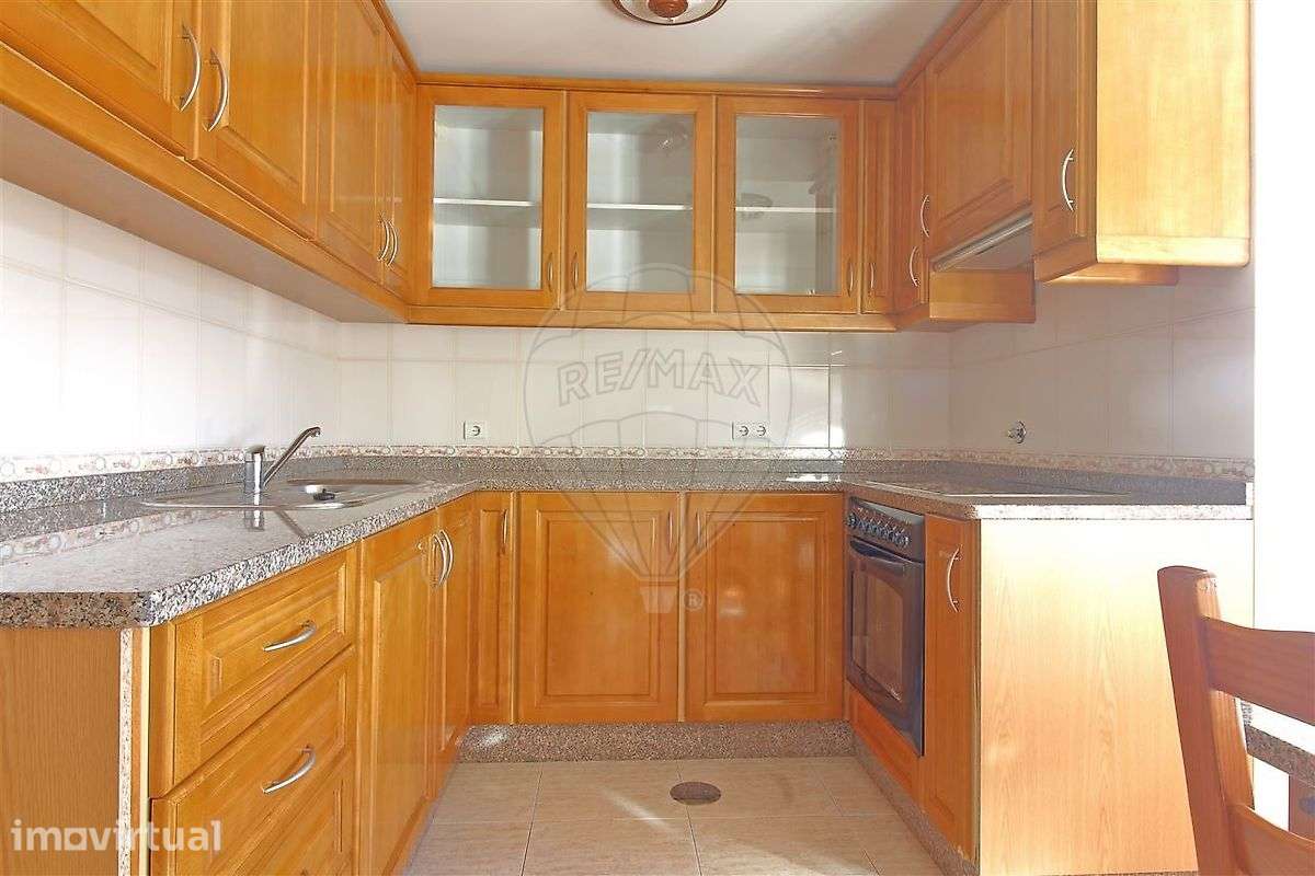 Apartamento T2 para arrendamento - Grande imagem: 2/11