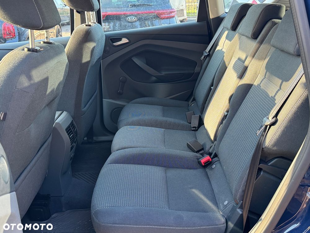 Ford C-MAX - 11