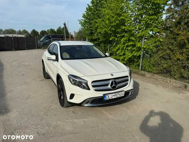 Mercedes-Benz GLA - 3