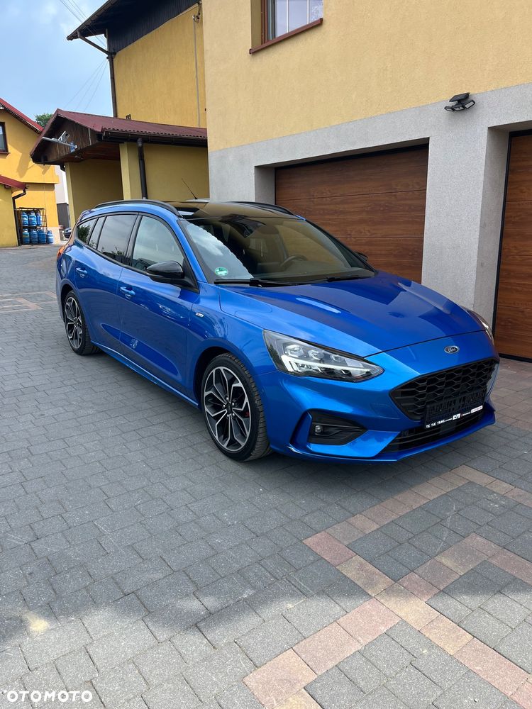 Ford Focus 1.5 EcoBoost ST-Line - 1
