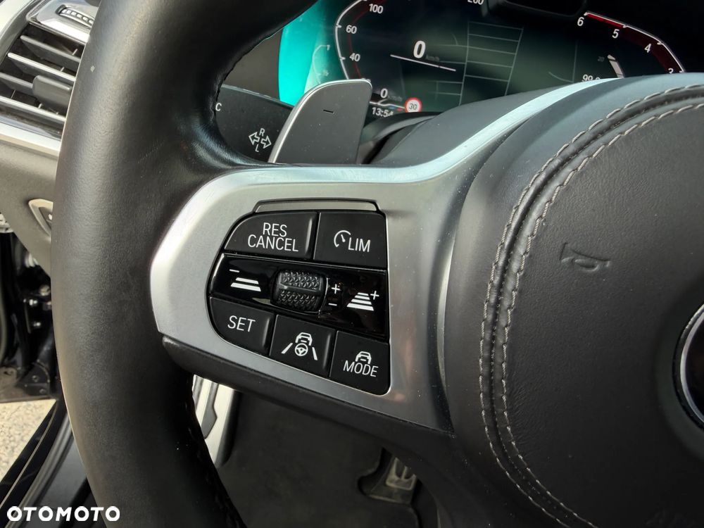 BMW X7 xDrive30d sport - 24